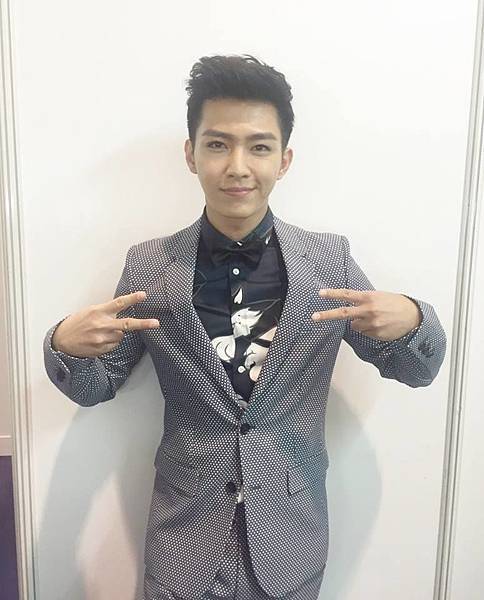 炎亞綸 Aaron Yan  