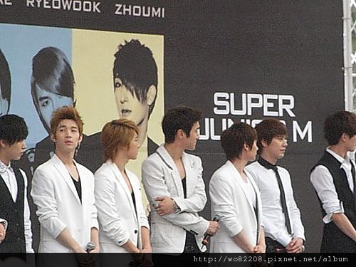 ♡ 2011/05/21 SJ - M 台北 [ 太完美 ] 簽名會