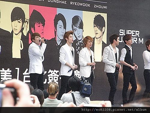 ♡ 2011/05/21 SJ - M 台北 [ 太完美 ] 簽名會