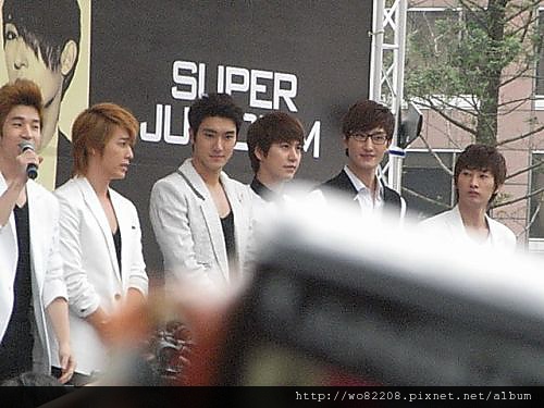 ♡ 2011/05/21 SJ - M 台北 [ 太完美 ] 簽名會