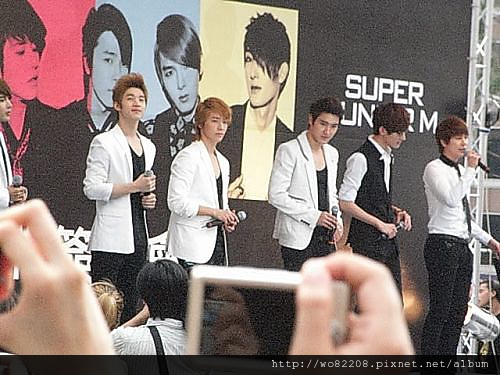 ♡ 2011/05/21 SJ - M 台北 [ 太完美 ] 簽名會