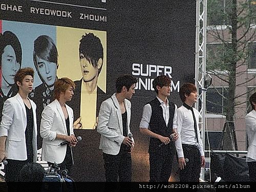 ♡ 2011/05/21 SJ - M 台北 [ 太完美 ] 簽名會