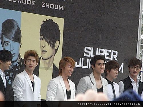 ♡ 2011/05/21 SJ - M 台北 [ 太完美 ] 簽名會