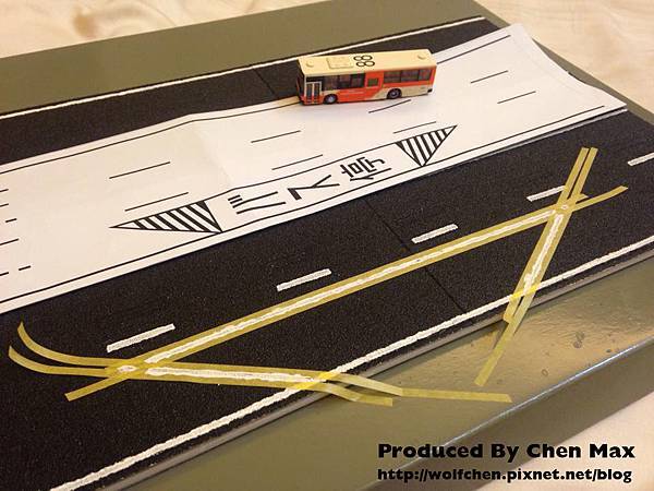 22 巴士停靠標線繪製-邊線遮蓋及上漆(白漆)拷貝.jpg 22 巴士停靠標線繪製-邊線遮蓋及上漆(白漆)拷貝.jpg