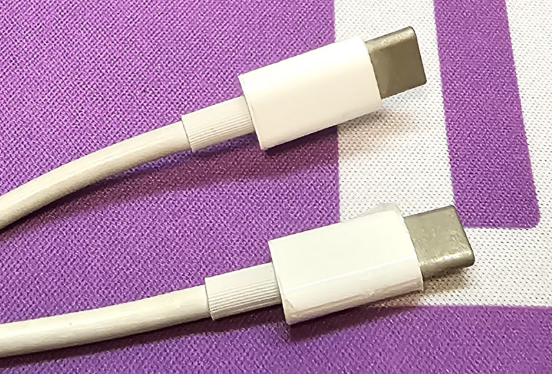 Apple iPhone 15 PRO搭配USB-C to 