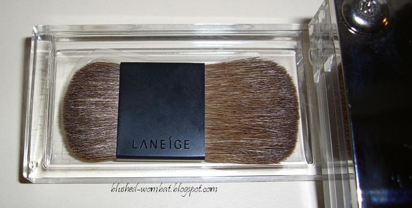 Laneige snow magic blusher (10).JPG