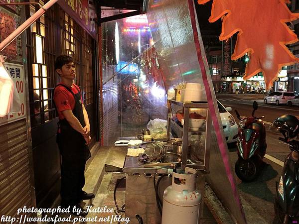 【三國麻辣】桃園中壢宵夜/嗜辣者必訪 ★ 鴨血臭豆腐、滷味、牛肉麵 【三國麻辣】桃園中壢宵夜/嗜辣者必訪 ★ 鴨血臭豆腐、滷味、牛肉麵