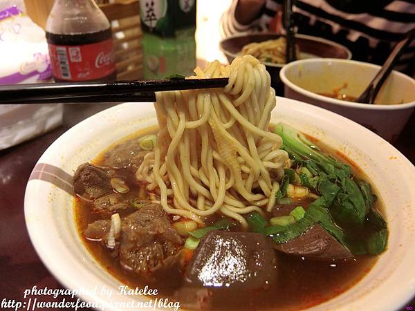 【三國麻辣】桃園中壢宵夜/嗜辣者必訪 ★ 鴨血臭豆腐、滷味、牛肉麵 【三國麻辣】桃園中壢宵夜/嗜辣者必訪 ★ 鴨血臭豆腐、滷味、牛肉麵