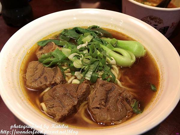 【三國麻辣】桃園中壢宵夜/嗜辣者必訪 ★ 鴨血臭豆腐、滷味、牛肉麵 【三國麻辣】桃園中壢宵夜/嗜辣者必訪 ★ 鴨血臭豆腐、滷味、牛肉麵