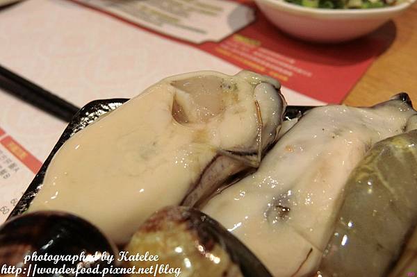 【饗宴石頭火鍋(吉林店)】台北中山區美食,近捷運行天宮 ★ 美味湯頭的秘訣在於爆香 【饗宴石頭火鍋(吉林店)】台北中山區美食,近捷運行天宮 ★ 美味湯頭的秘訣在於爆香