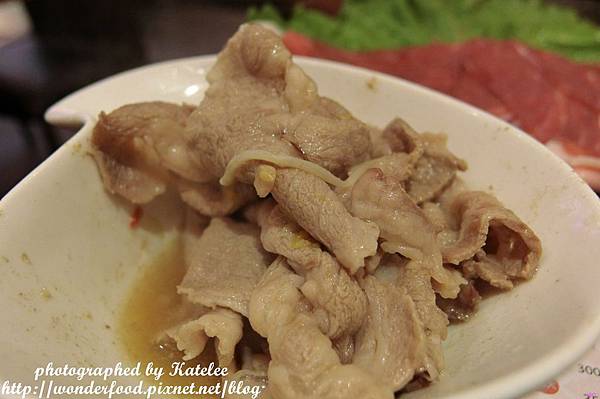 【饗宴石頭火鍋(吉林店)】台北中山區美食,近捷運行天宮 ★ 美味湯頭的秘訣在於爆香 【饗宴石頭火鍋(吉林店)】台北中山區美食,近捷運行天宮 ★ 美味湯頭的秘訣在於爆香