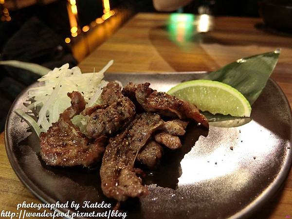 【一號倉庫】台北串燒。居酒屋 ★ 近寧夏夜市/雙連捷運站 【一號倉庫】台北串燒。居酒屋 ★ 近寧夏夜市/雙連捷運站