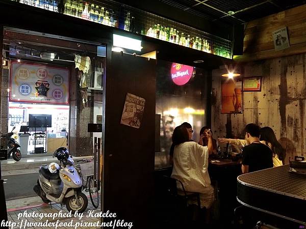 【一號倉庫】台北串燒。居酒屋 ★ 近寧夏夜市/雙連捷運站 【一號倉庫】台北串燒。居酒屋 ★ 近寧夏夜市/雙連捷運站