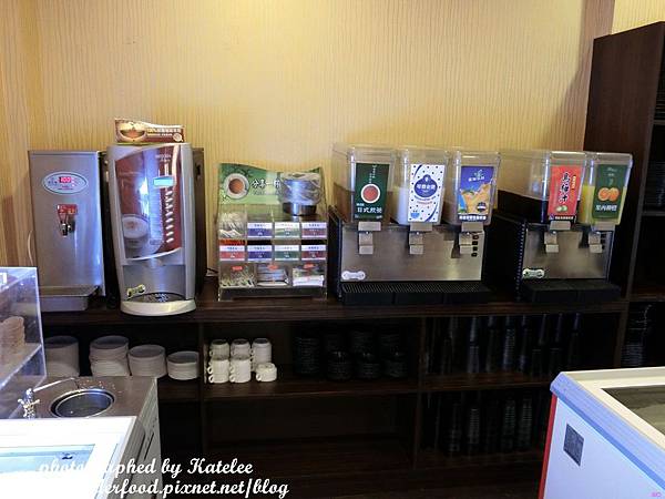 【雍殿鴛鴦麻辣鍋】桃園中壢必吃頂級麻辣鍋 ★ 中藥熬煮湯頭、安格斯黑牛、百威啤酒、莫凡彼冰淇淋、海鮮肉類吃到飽 【雍殿鴛鴦麻辣鍋】桃園中壢必吃頂級麻辣鍋 ★ 中藥熬煮湯頭、安格斯黑牛、百威啤酒、莫凡彼冰淇淋、海鮮肉類吃到飽