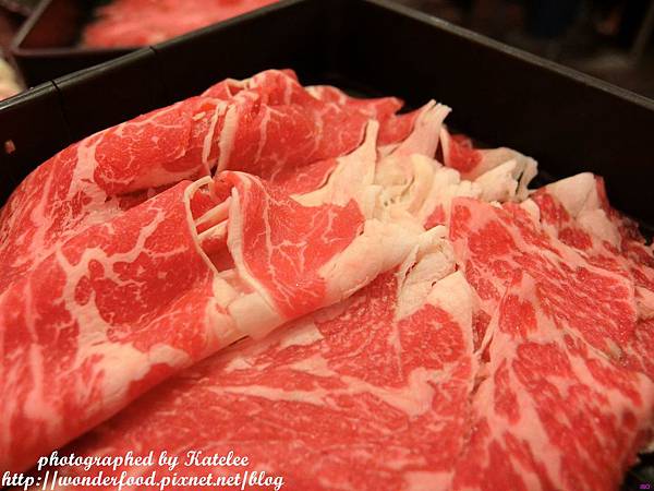 【雍殿鴛鴦麻辣鍋】桃園中壢必吃頂級麻辣鍋 ★ 中藥熬煮湯頭、安格斯黑牛、百威啤酒、莫凡彼冰淇淋、海鮮肉類吃到飽 【雍殿鴛鴦麻辣鍋】桃園中壢必吃頂級麻辣鍋 ★ 中藥熬煮湯頭、安格斯黑牛、百威啤酒、莫凡彼冰淇淋、海鮮肉類吃到飽