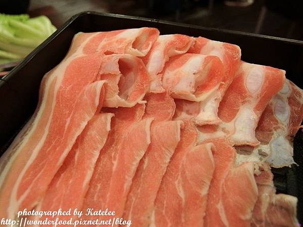 【雍殿鴛鴦麻辣鍋】桃園中壢必吃頂級麻辣鍋 ★ 中藥熬煮湯頭、安格斯黑牛、百威啤酒、莫凡彼冰淇淋、海鮮肉類吃到飽 【雍殿鴛鴦麻辣鍋】桃園中壢必吃頂級麻辣鍋 ★ 中藥熬煮湯頭、安格斯黑牛、百威啤酒、莫凡彼冰淇淋、海鮮肉類吃到飽