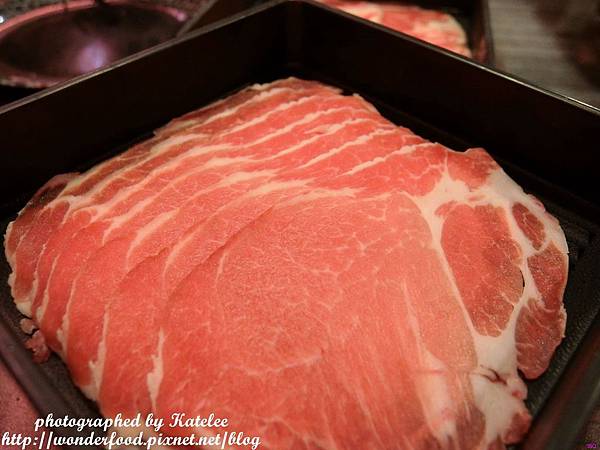 【雍殿鴛鴦麻辣鍋】桃園中壢必吃頂級麻辣鍋 ★ 中藥熬煮湯頭、安格斯黑牛、百威啤酒、莫凡彼冰淇淋、海鮮肉類吃到飽 【雍殿鴛鴦麻辣鍋】桃園中壢必吃頂級麻辣鍋 ★ 中藥熬煮湯頭、安格斯黑牛、百威啤酒、莫凡彼冰淇淋、海鮮肉類吃到飽