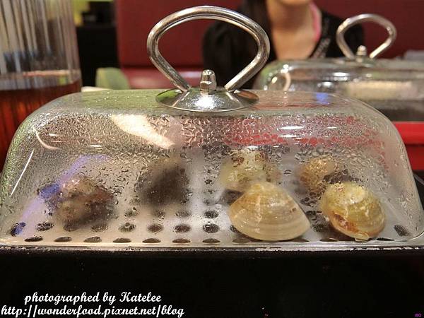 【富呷一方(板橋新埔店)】創意火鍋蒸涮燜燒一鍋四吃。野生大草蝦海鮮雙人套餐 ★ 吃火鍋順便動動腦 【富呷一方(板橋新埔店)】創意火鍋蒸涮燜燒一鍋四吃。野生大草蝦海鮮雙人套餐 ★ 吃火鍋順便動動腦