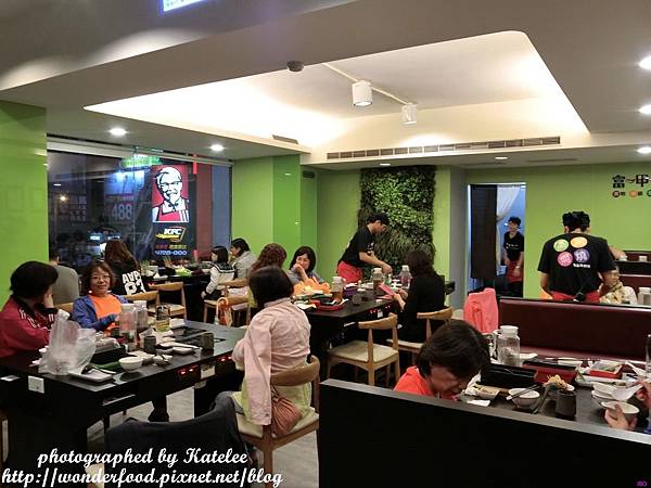 【富呷一方(板橋新埔店)】創意火鍋蒸涮燜燒一鍋四吃。野生大草蝦海鮮雙人套餐 ★ 吃火鍋順便動動腦 【富呷一方(板橋新埔店)】創意火鍋蒸涮燜燒一鍋四吃。野生大草蝦海鮮雙人套餐 ★ 吃火鍋順便動動腦