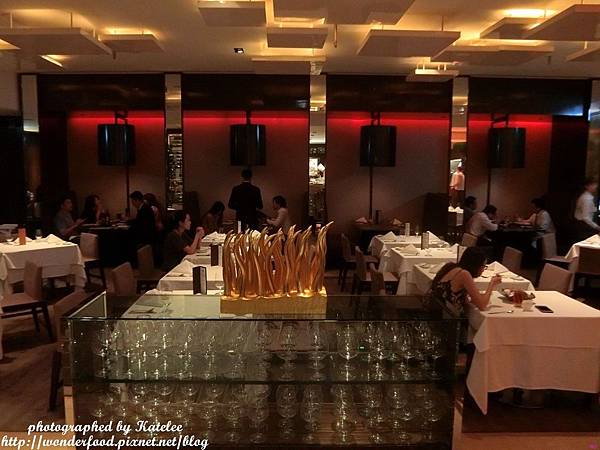 【國賓A cut牛排館】主餐很棒,其他餐點很普通 ★ 用完餐有失落感 【國賓A cut牛排館】主餐很棒,其他餐點很普通 ★ 用完餐有失落感