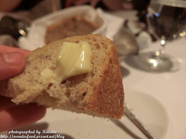 【國賓A cut牛排館】主餐很棒,其他餐點很普通 ★ 用完餐有失落感 【國賓A cut牛排館】主餐很棒,其他餐點很普通 ★ 用完餐有失落感