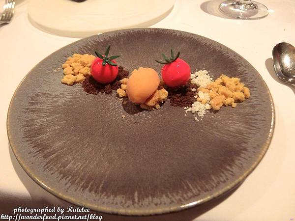 【國賓A cut牛排館】主餐很棒,其他餐點很普通 ★ 用完餐有失落感 【國賓A cut牛排館】主餐很棒,其他餐點很普通 ★ 用完餐有失落感