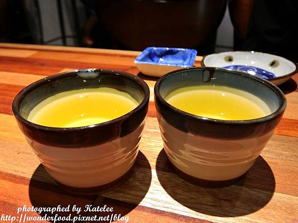 【神樂坂割烹】質感極佳的特色日式料理/生魚片、握壽司、朴葉牛肉、米茄寶船、胡麻豆腐、蒜片牛肉飯 ★ 近捷運六張犁站 【神樂坂割烹】質感極佳的特色日式料理/生魚片、握壽司、朴葉牛肉、米茄寶船、胡麻豆腐、蒜片牛肉飯 ★ 近捷運六張犁站