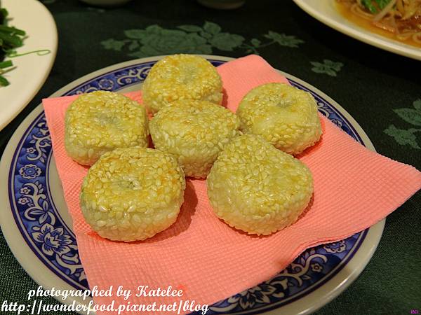 【京園素食館】美味可口不油不膩的健康素食/素食餐點名肉食化 ★ 近捷運行天宮站