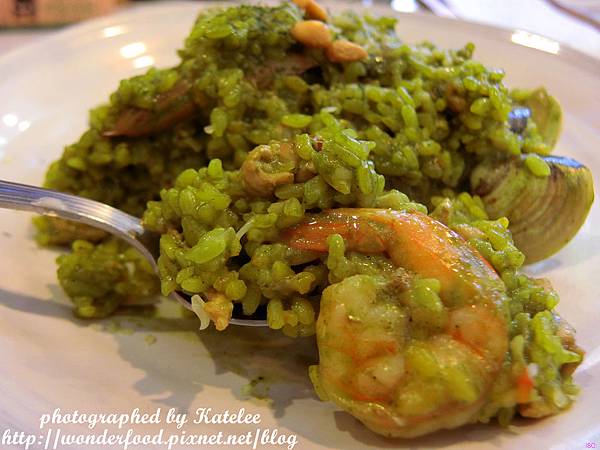 【貳樓(公館店)】早午餐界的霸主/寵物友善餐廳 ★ 狗狗可獲得一份炒蛋喔! 【貳樓(公館店)】早午餐界的霸主/寵物友善餐廳 ★ 狗狗可獲得一份炒蛋喔!