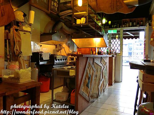 【河豚很多】基隆特色景觀餐廳/寵物友善餐廳 ★ 在山洞裡吃海鮮義式料理