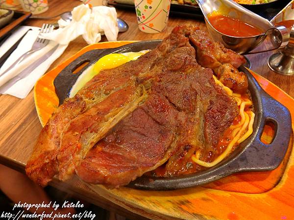 【大嘴巴牛排&日式定食】台北北投/平價鐵板牛排 ★ 日式定食美味高CP值/學生小資最愛 【大嘴巴牛排&日式定食】台北北投/平價鐵板牛排 ★ 日式定食美味高CP值/學生小資最愛