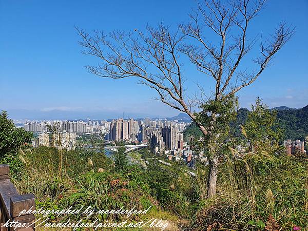 圖 新店碧潭 和美山步道(碧潭幸福樂園遺址)