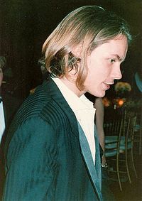 200px-River_Phoenix.jpg