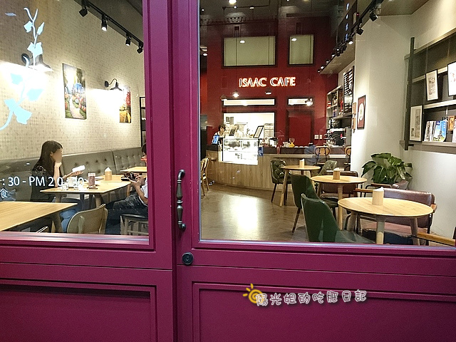 isaac_cafe_04.JPG - 撒子咖啡、甜點店