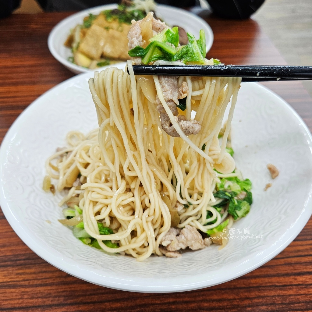 正宗榨菜肉絲麵 東區直營店_現炒榨菜肉絲麵_榨菜肉絲乾麵16.jpg