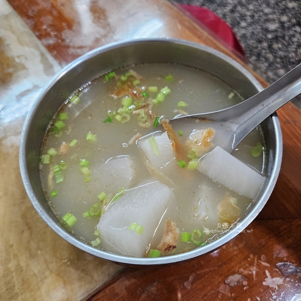 台北口味米粉湯_台南東區_蘿蔔湯16.jpg