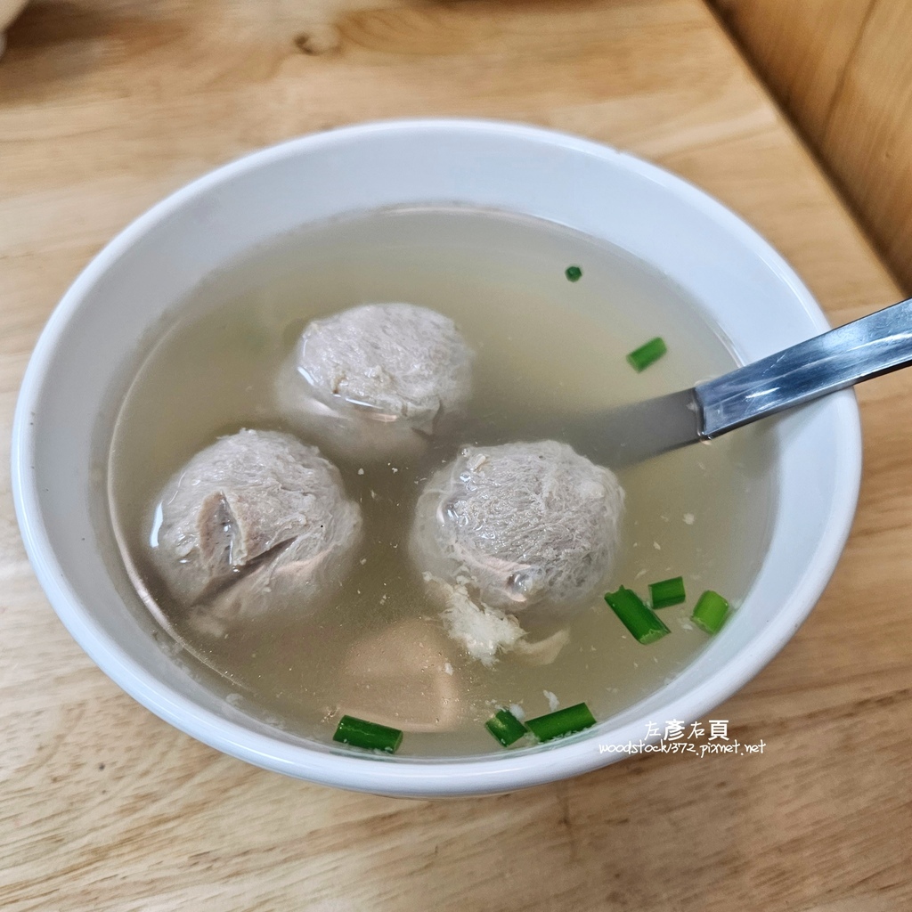 狀元腿庫飯_台南東區美食_貢丸湯19.jpg