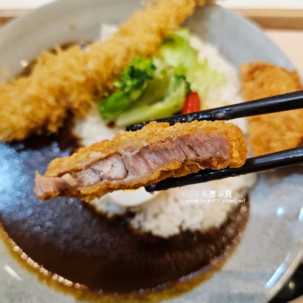 台南安平區《定食8 安平家樂福店》