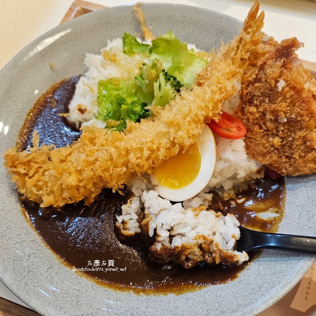 台南安平區《定食8 安平家樂福店》