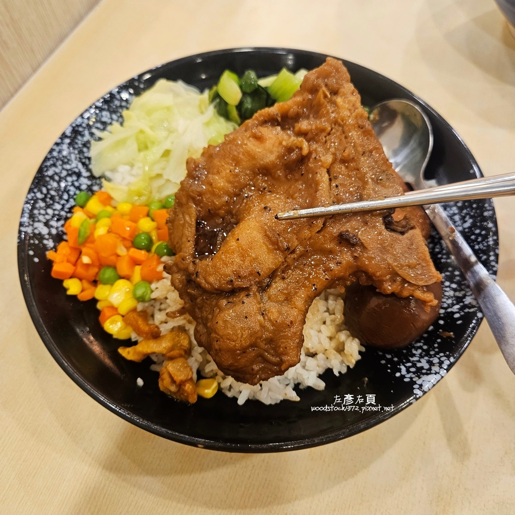 三商巧福 南特店_台南中西區_紅燒排骨飯3.jpg