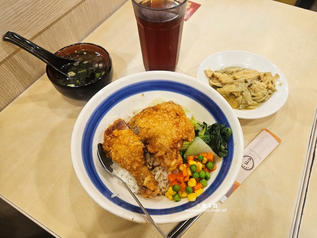 三商巧福 南特店_台南中西區_古早味雞腿飯1.jpg