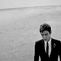 BIGBANG - LOVE SONG M_V (WORLD PREMIERE)[(000278)07-10-40].PNG