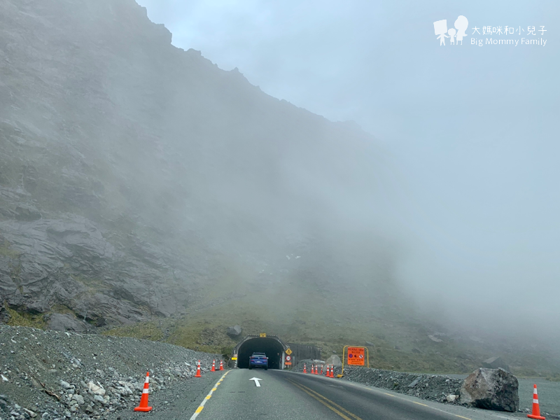 [紐西蘭南島露營車] 米佛峽灣的陰天與晴天及午餐