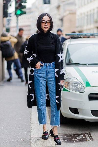 everyone-is-wearing-vetements-denim-at-fashion-week-2.jpg everyone-is-wearing-vetements-denim-at-fashion-week-2.jpg