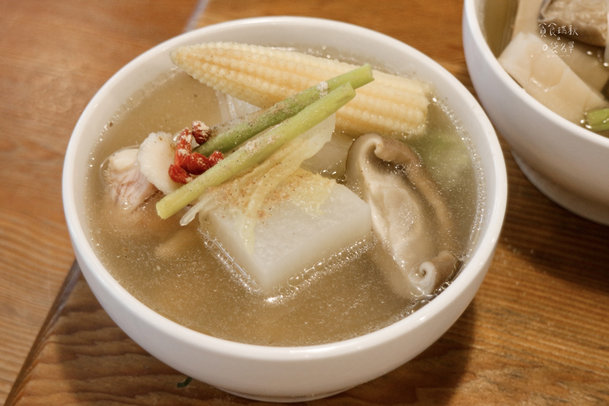 台中西區｜喝得出用心之處的家常燉湯！冷天來碗湯品暖胃又暖心｜