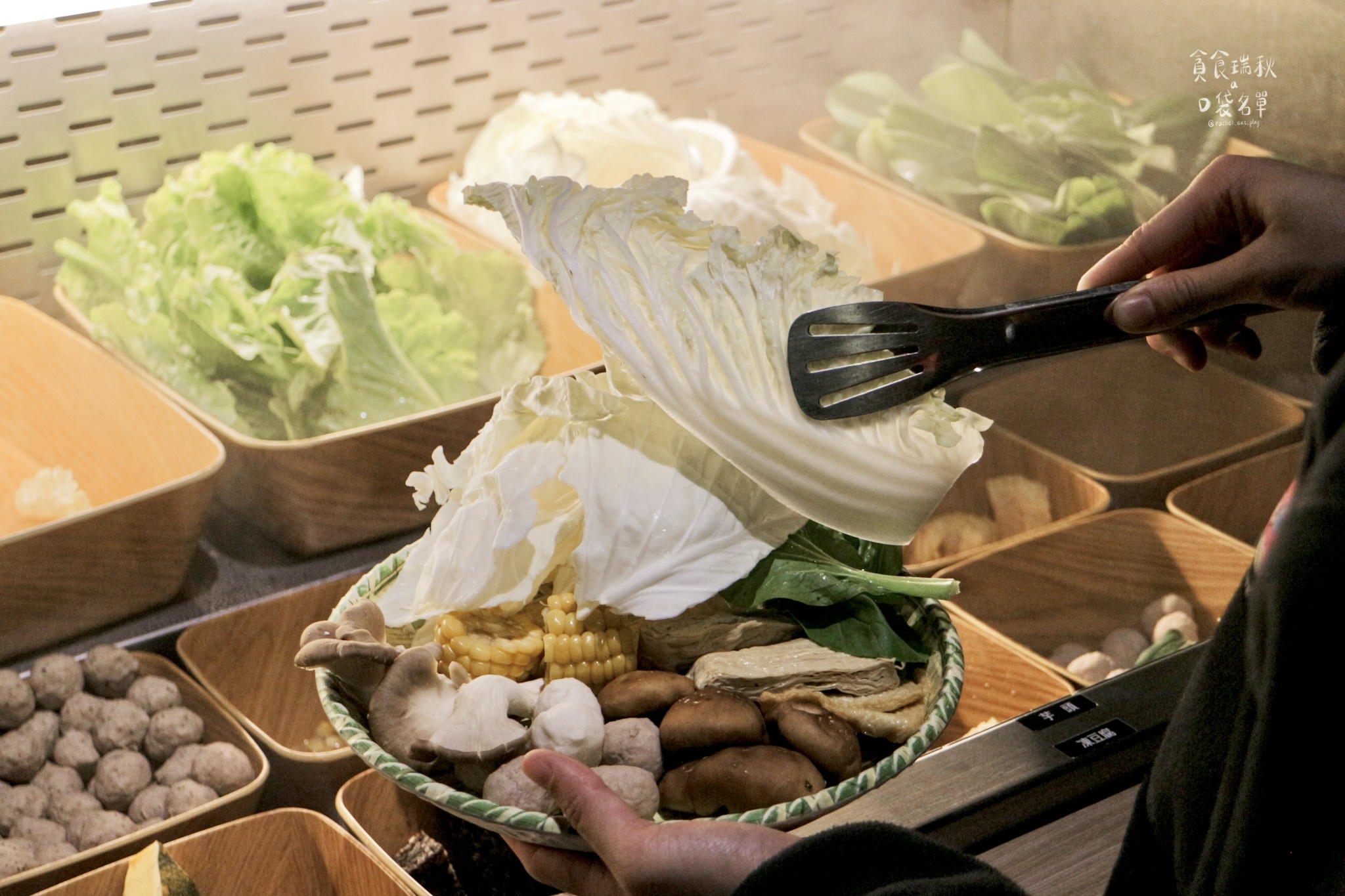 台中北區｜泰式南洋火鍋+鮮蔬鍋料自助吧、泰奶冰淇淋吃到飽，南
