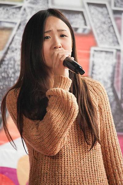 563780_10151332900377407_390060363_n