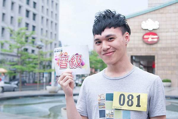 376164_10151358761912407_1368542831_n