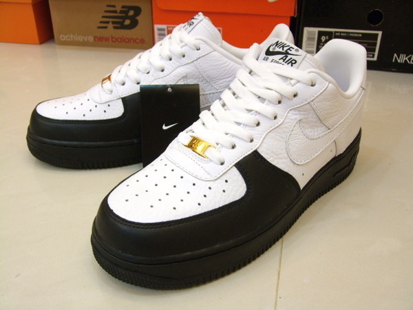 NIKE AIR FORCE 1 LOW JORDAN 12代 look 白黑 荔枝皮.jpg