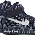 2009年 NIKE全黑高幫白點點2.JPG